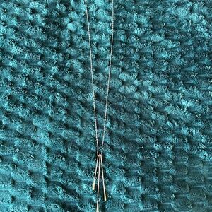 Versona Elegant gold tone Pendant Necklace